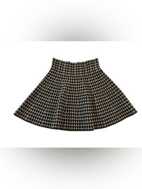 Lulus Black and Cream Houndstooth Circle Skirt